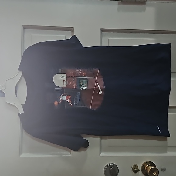 Boys nike shirts size xl - Picture 6 of 6